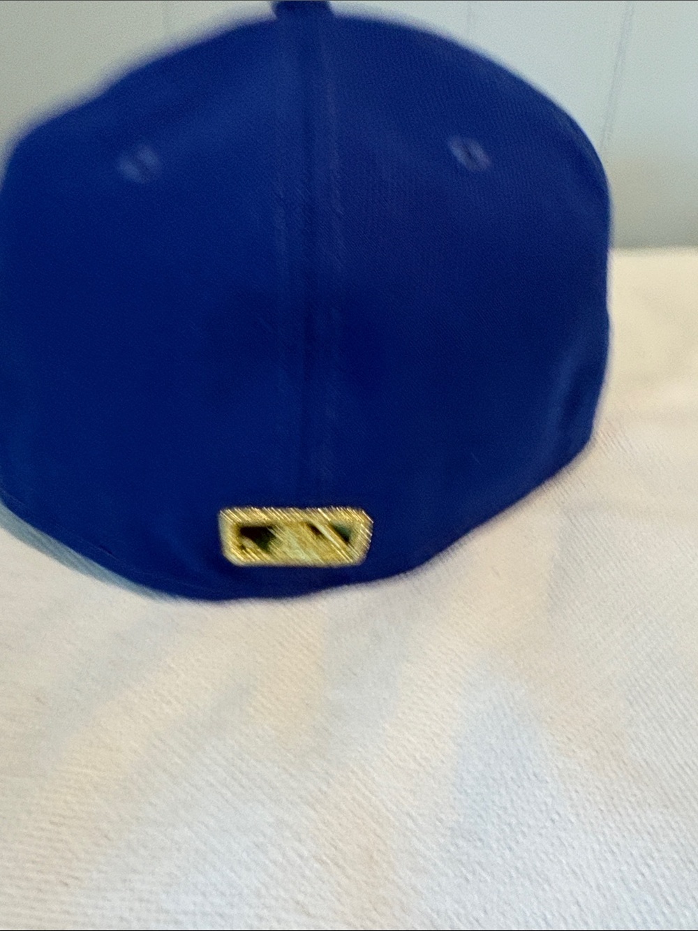 New Era Royal Blue Fitted Cap with camo brim and Gold Embroidered Logo - Picture 3 of 8